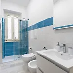Διαμέρισμα Jhonny's Near Vatican 3 Bedroom's *