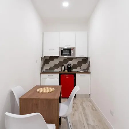 Jhonny's Near Vatican 3 Bedroom's Rome