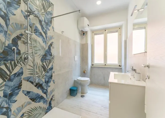 Jhonny's Near Vatican 3 Bedroom's Lejlighed