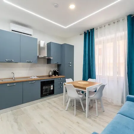 Jhonny's Near Vatican 3 Bedroom's * Rome